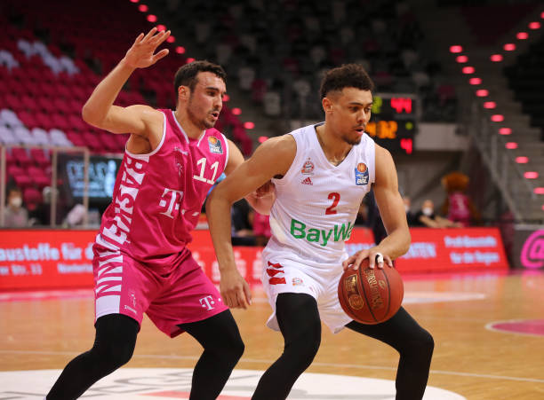 的赛场上 的赛场上