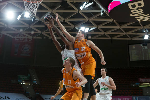 郑钦文首进 郑钦文首进